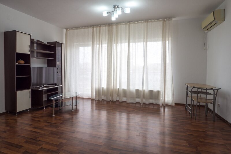 Garsoniera Spatioasa si Luminoasa in Titan, Rasarit de Soare 